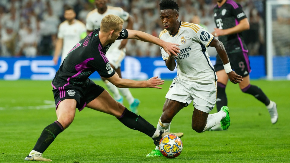 Vinicius (d) face au Bayern Munich