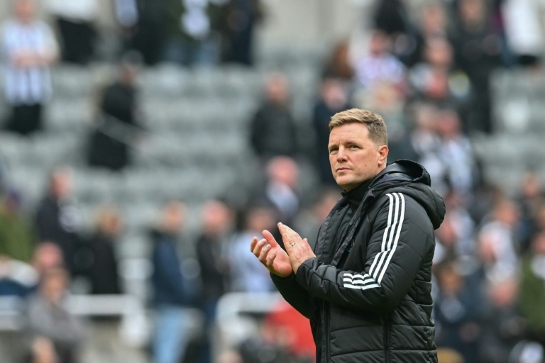 Newcastle say no plans to replace Eddie Howe 'at the moment'