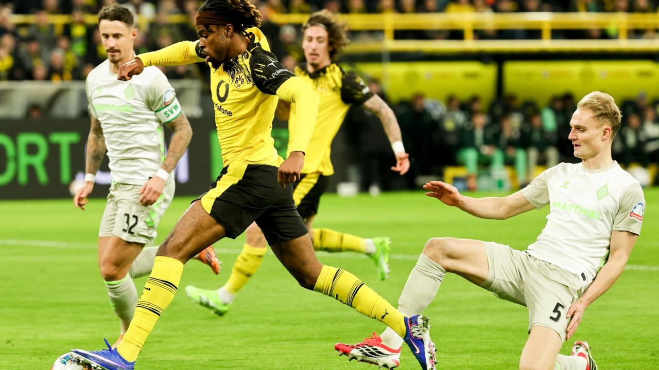 El hombre de los 99 partidos que no ha jugado entero ni uno