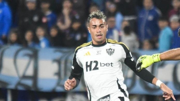 Lei do ex de Ademir garante empate do Bahia diante do Galo