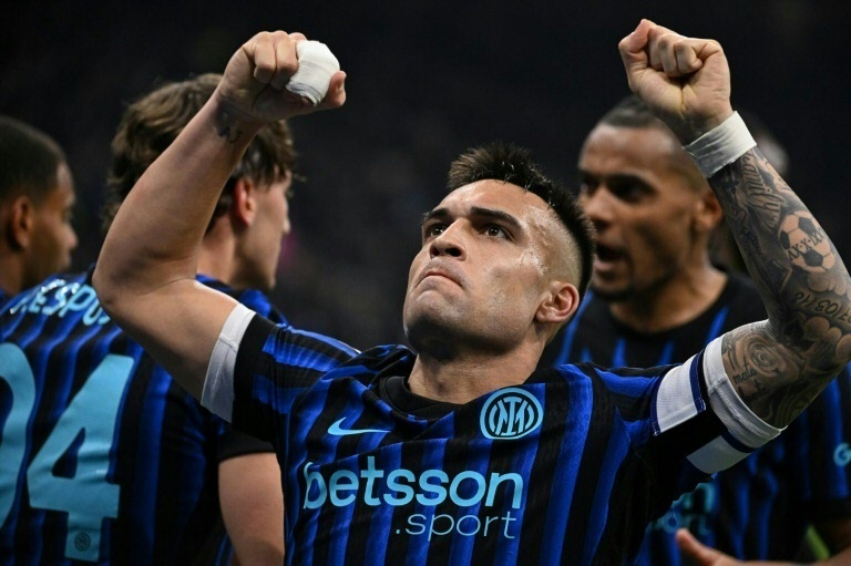 El podio del Inter limpia la butaca de Lautaro