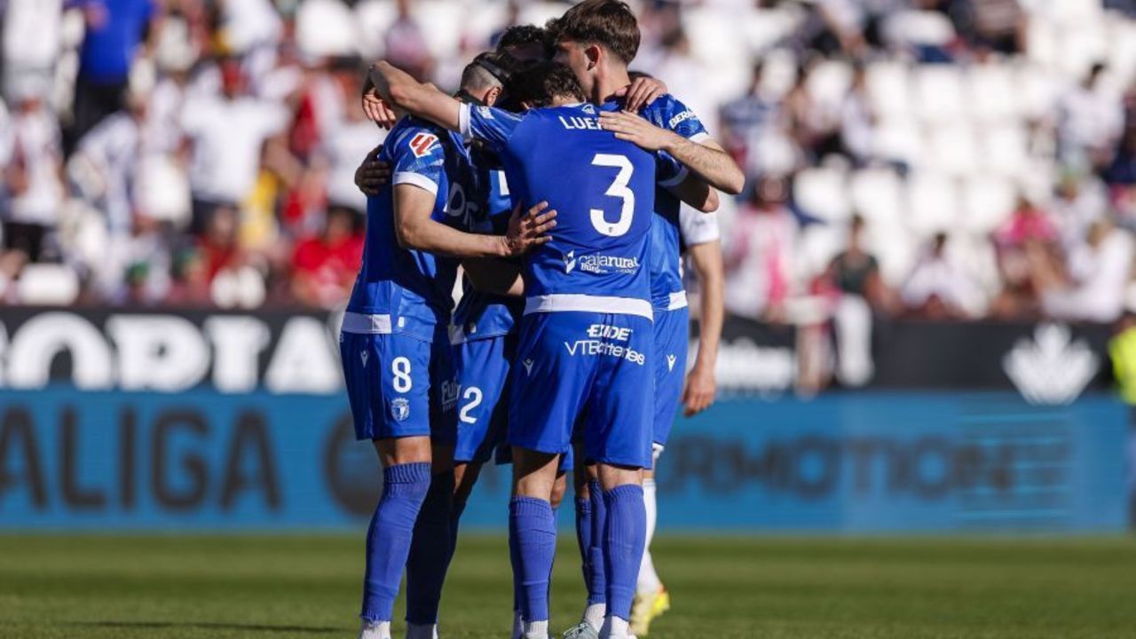 El Burgos se apunta a la lucha por el ascenso