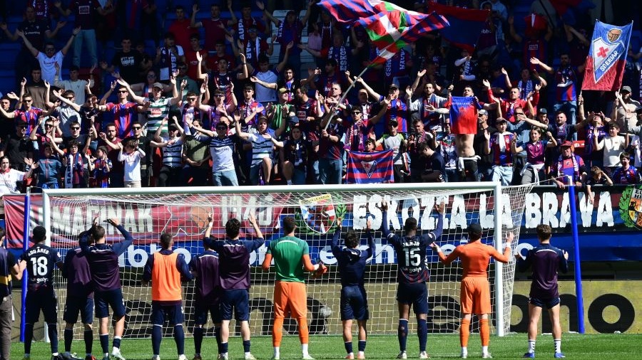 El cohete de Ipurua ya orbita el 'play off'