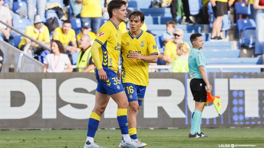 Las Palmas remonta para apuntarse a la lucha más bonita