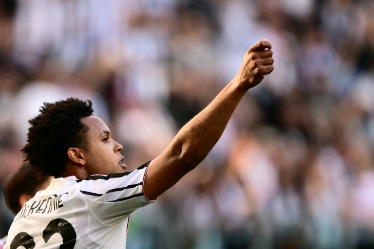 La Juve se apunta a la lucha por la Champions