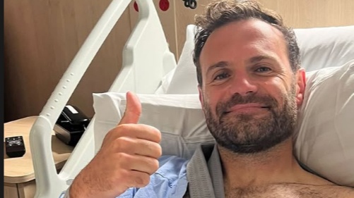Juan Mata se fractura el codo