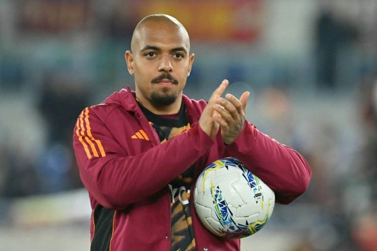 Donyell Malen kept a ball after hitting three for Roma against Pisa on Friday. AFP