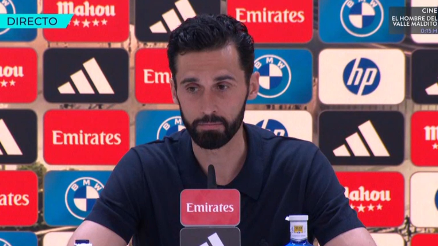 Lo de Mbappé es penalti aquí y en la luna; es una más