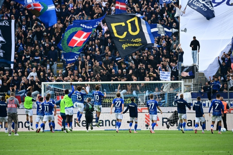 Côme en arbitre de la course au titre, en attendant mieux