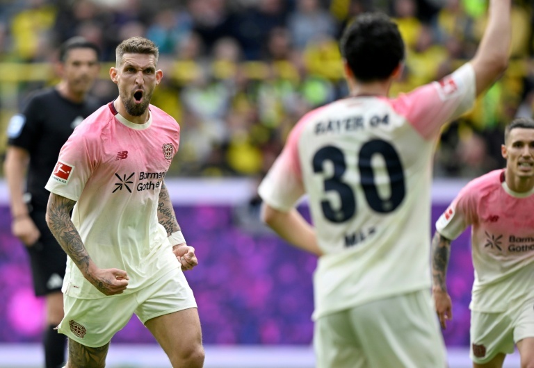 Leverkusen sink Dortmund to bring Bayern closer to title