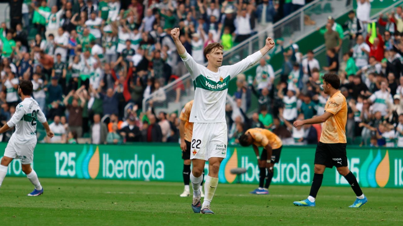 Cepeda envía un burofax al Sevilla