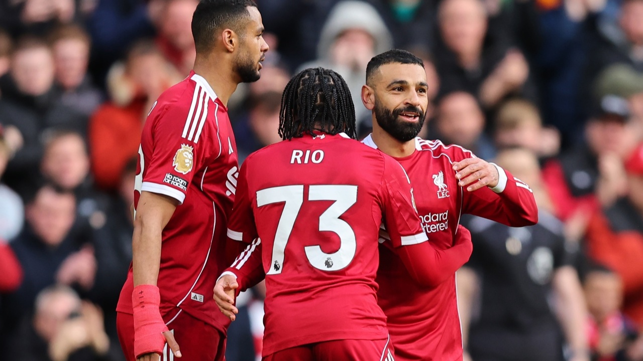 Salah et Ngumoha relancent Liverpool face à Fulham