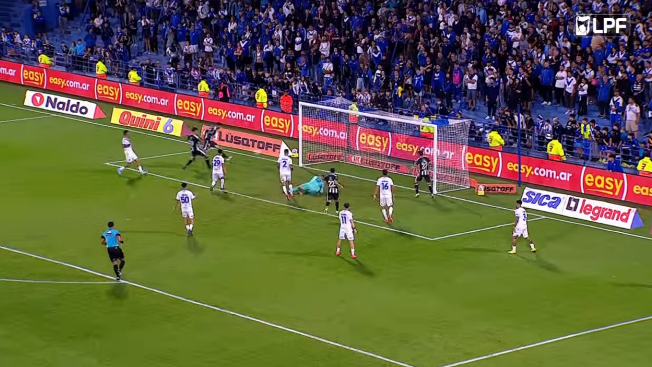 Vélez se queda en lo más alto