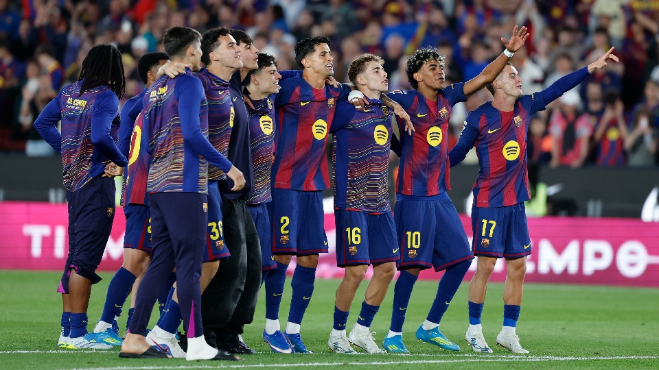 Álvaro Cortés preparado para estreia pelo Barcelona diante do Alavés
