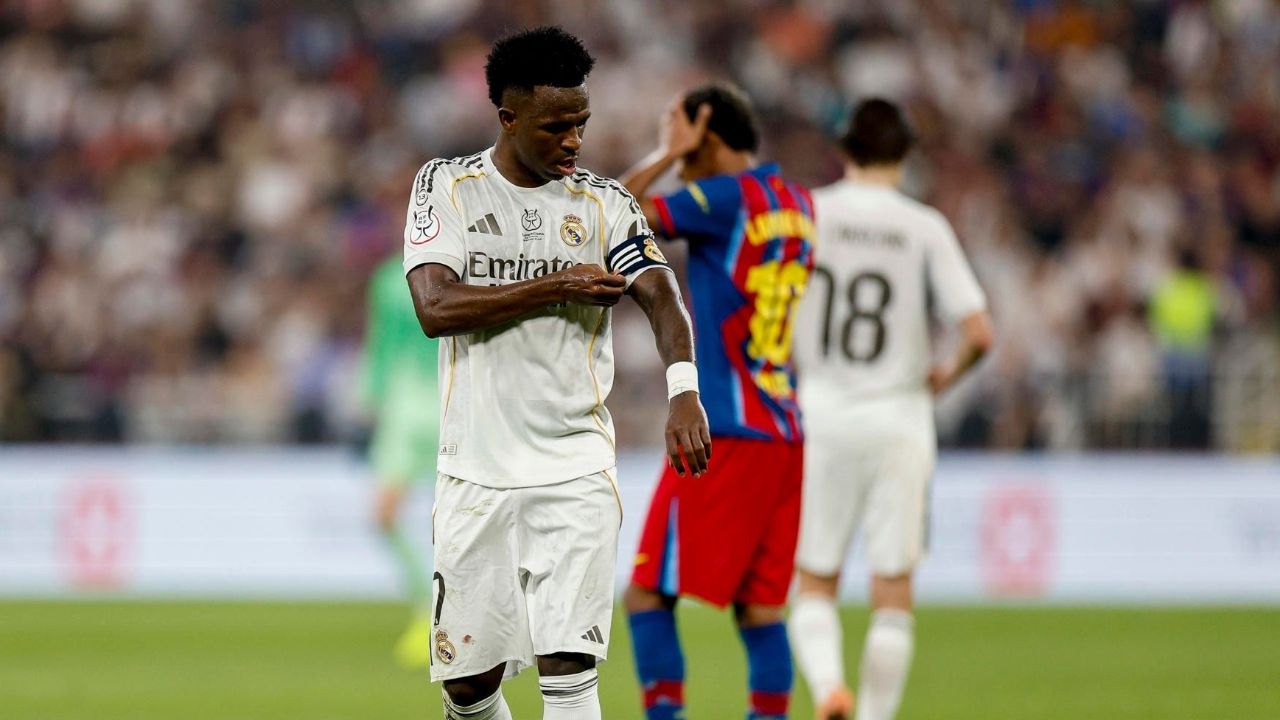 Arsenal s'invite dans le dossier Vinicius, le Real Madrid réplique