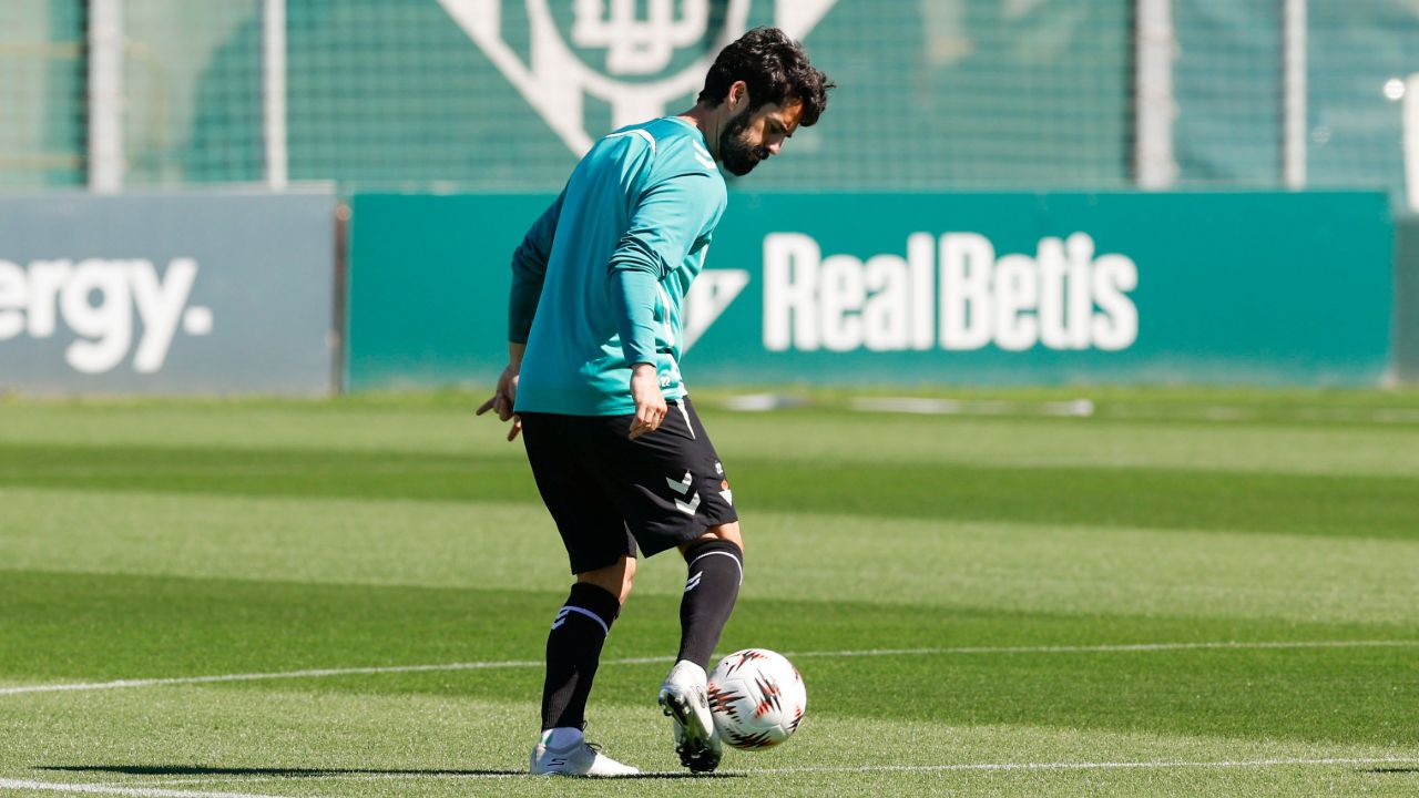 Isco vuelve, la pelota sonríe