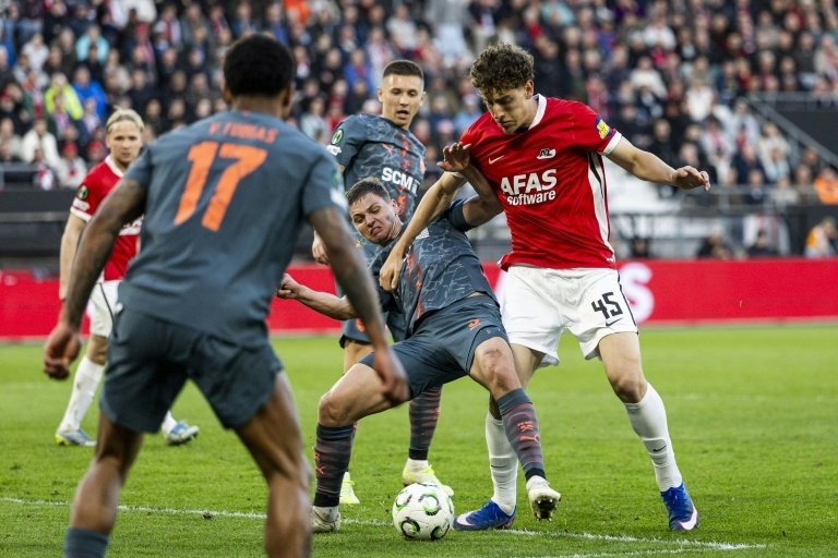Lo Shakhtar Donetsk ha pareggiato 2-2 in casa dell'AZ Alkmaar giovedì, con la squadra ucraina che è passata alle semifinali di UEFA Conference League grazie a un 5-2 complessivo.