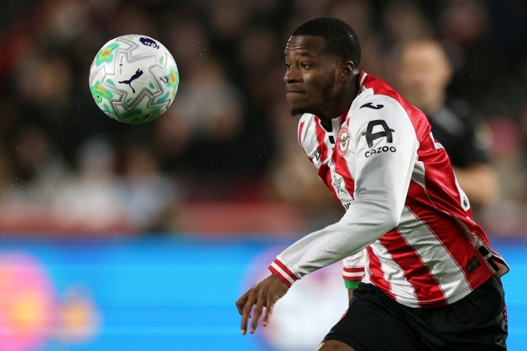 Brentford trava no dérbi ante o Fulham e desperdiça assalto ao 'top-6'