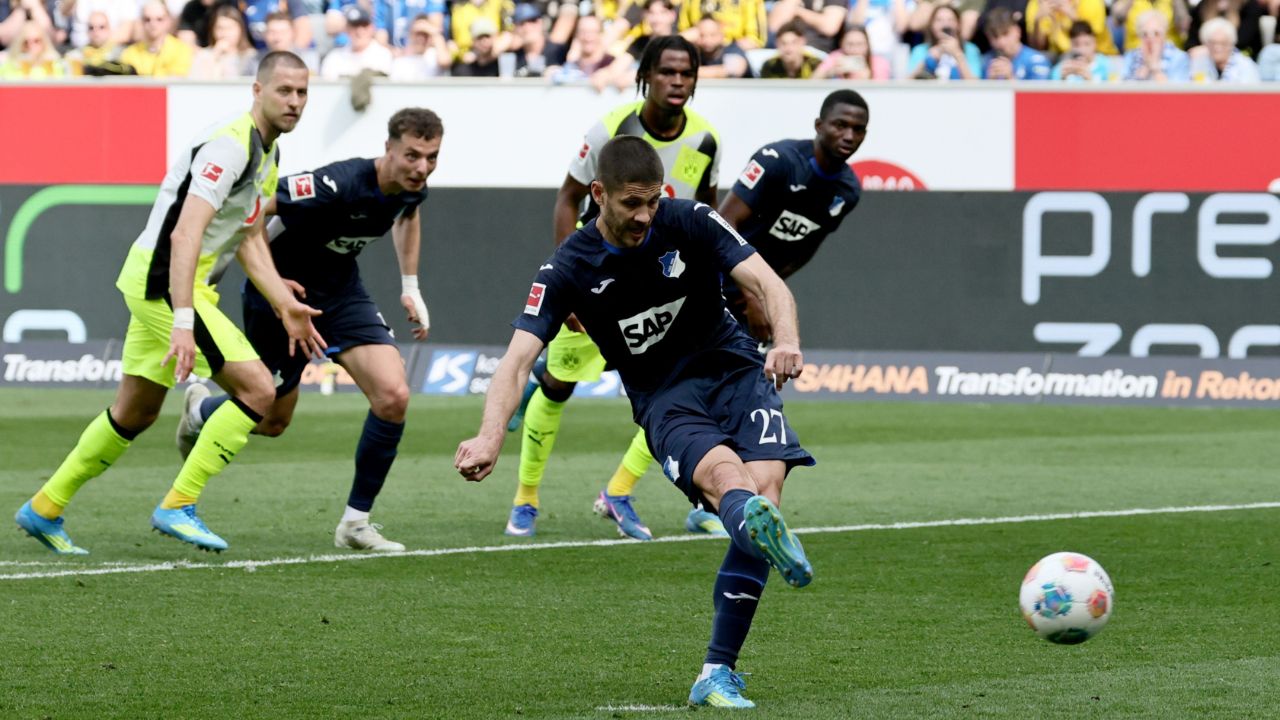 Dos manos, dos penaltis y alirón a punto para el Bayern