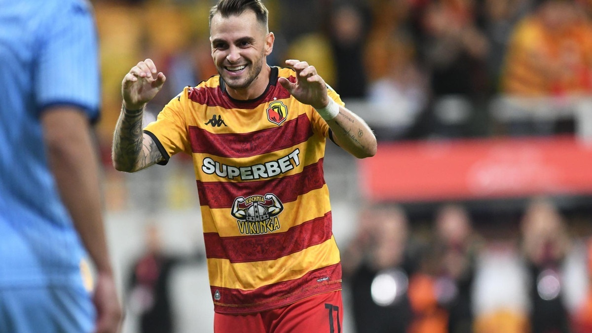 El español Jesús Imaz, máximo goleador extranjero en la historia de Polonia