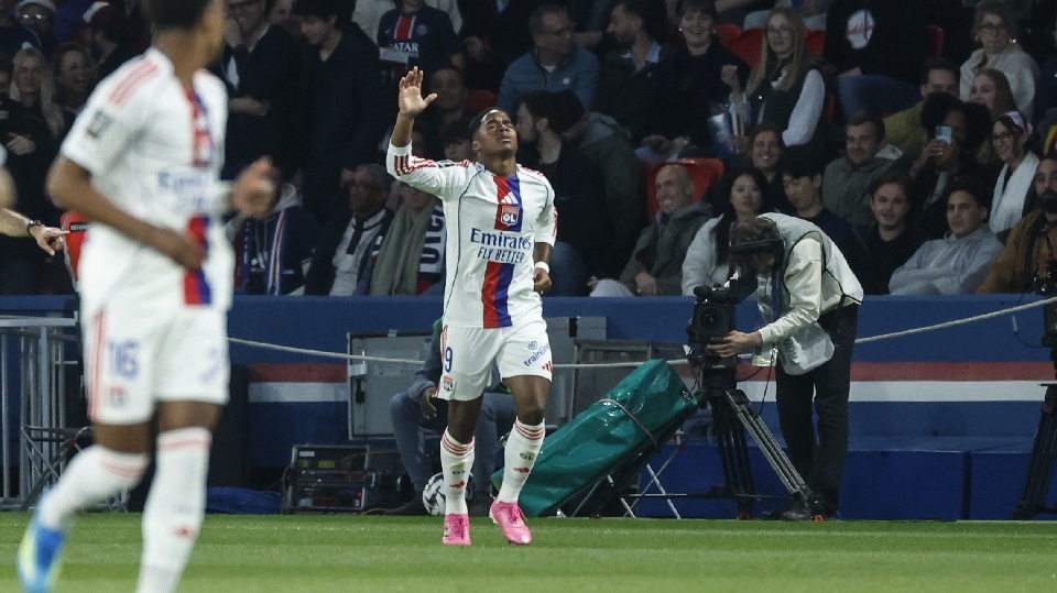 Endrick conquista el Parque de los Príncipes