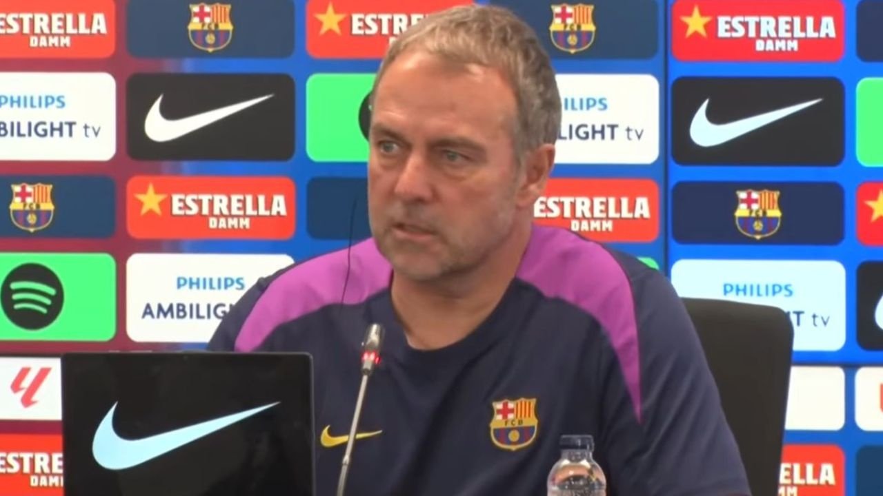 Flick a exhorté son équipe à conserver son style flamboyant habituel. Capture d'écran/Barca TV