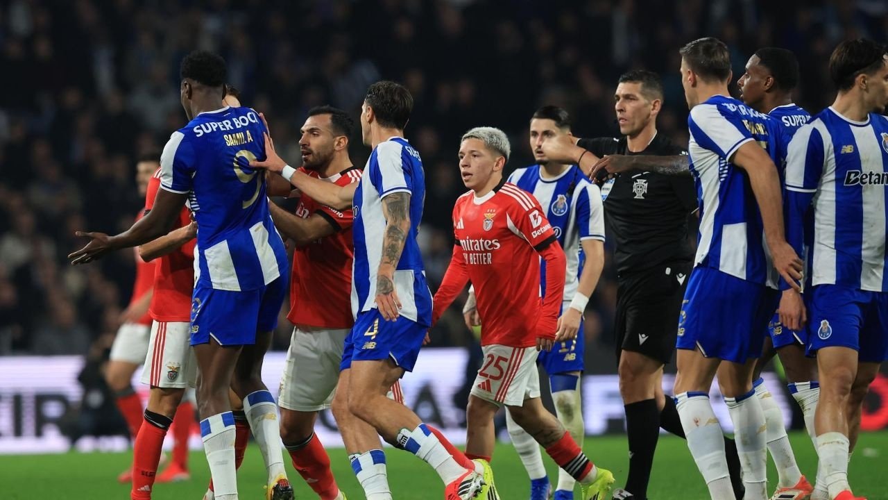 FC Porto multado em mais de 26 mil euros após clássico com o Benfica
