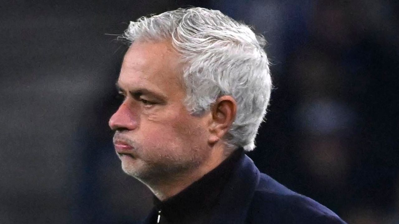 Mourinho entra na mira do Newcastle caso Howe não resista à pressão