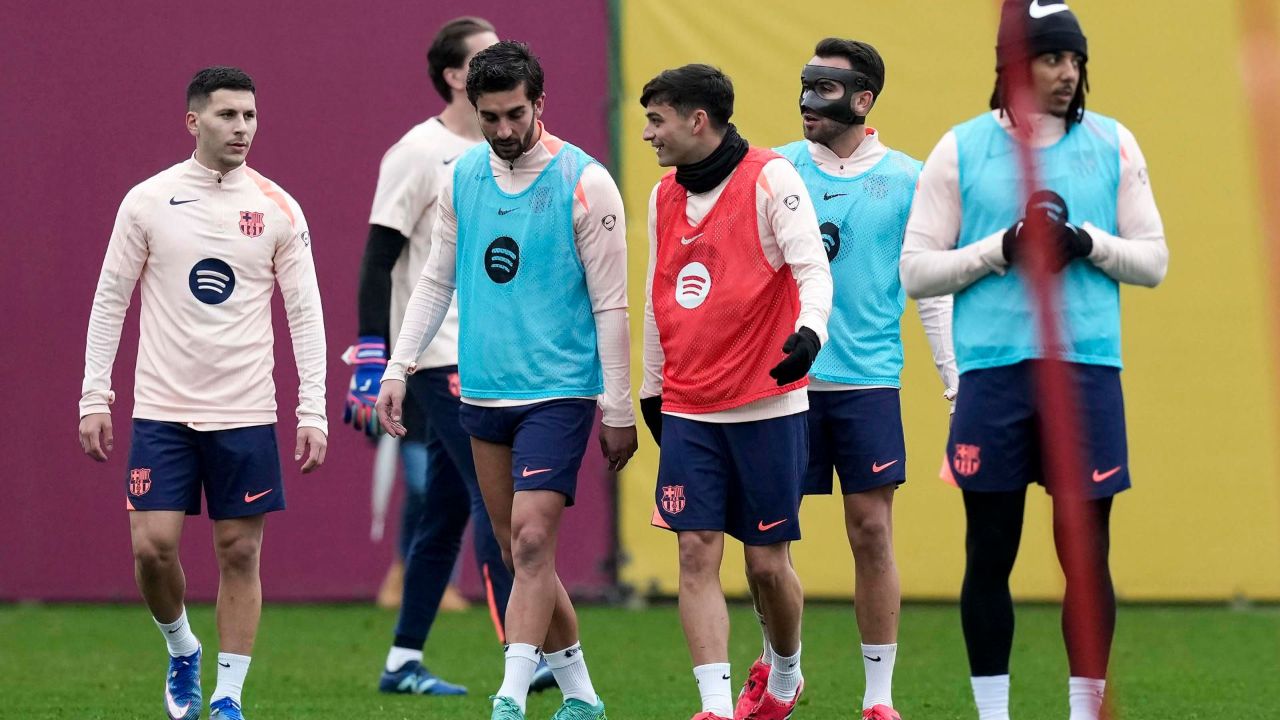 Koundé vuelve a una lista con Lamine y Christensen como únicas bajas