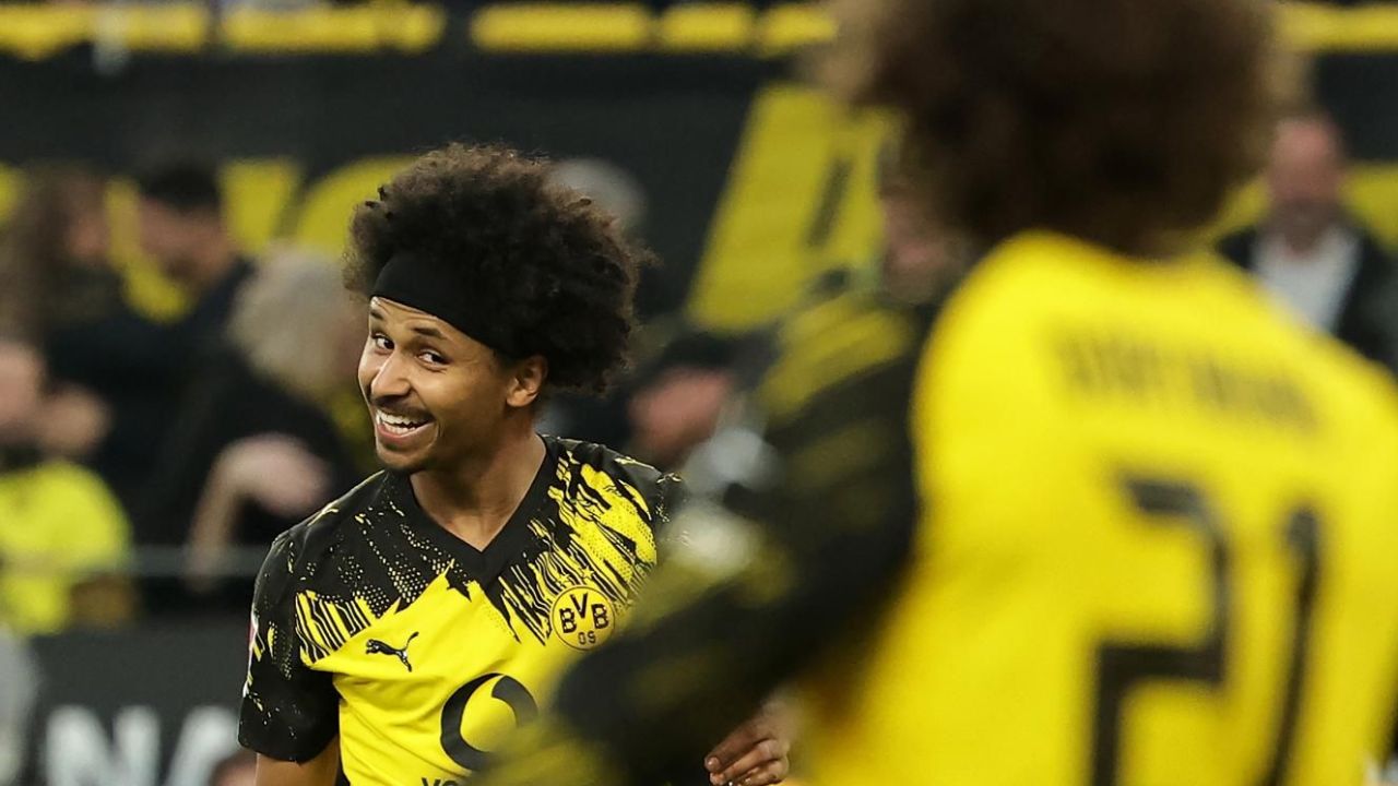 El Dortmund libera a Adeyemi, más cerca del Barça