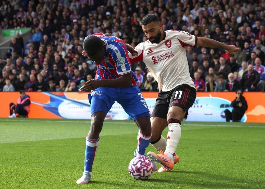 Liverpool confront Anfield bogey side as Palace eye fifth straight escape