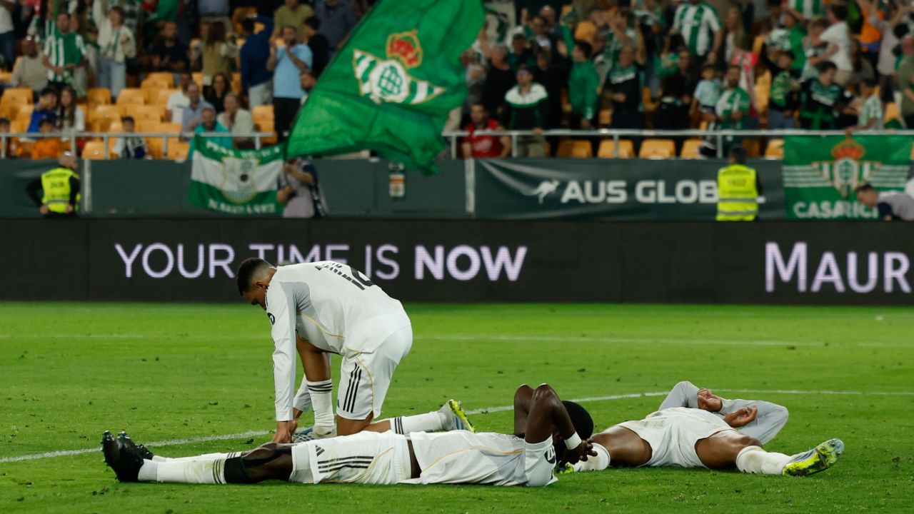 Bellerín fait craquer le Real au bout du temps additionnel