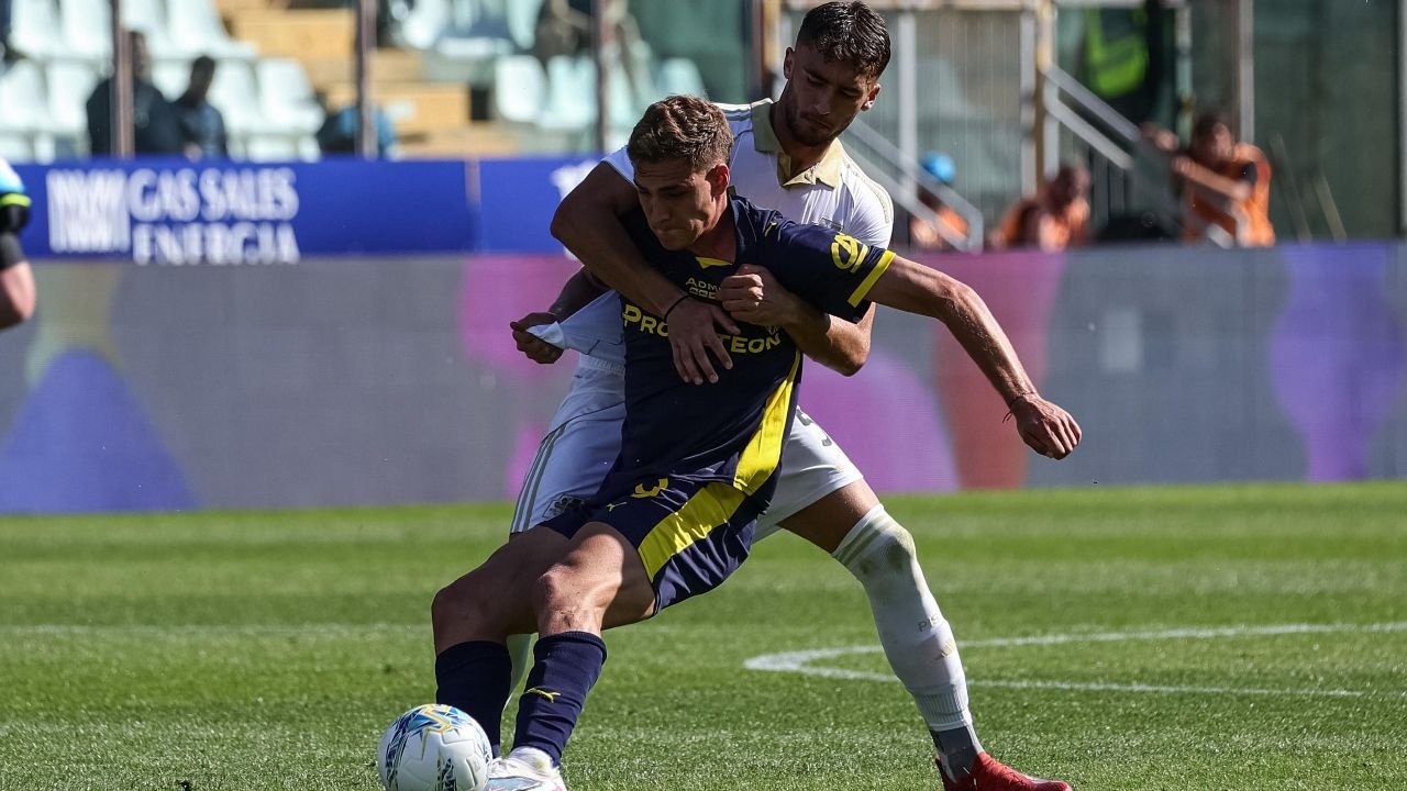 Un tanto de Elphege dio al Parma un triunfo por la mínima ante el Pisa, cuyo descenso es cuestión de tiempo.