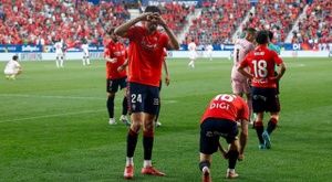 La alarma del descenso retumba en el oído del Sevilla