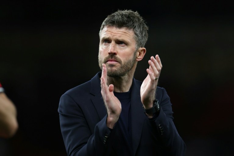 Carrick hails Casemiro and Fernandes after crucial Man Utd win