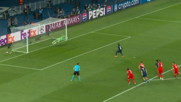 Ousmane Dembélé venció a Manuel Neuer desde los once metros. Captura/MovistarLigaDeCampeones