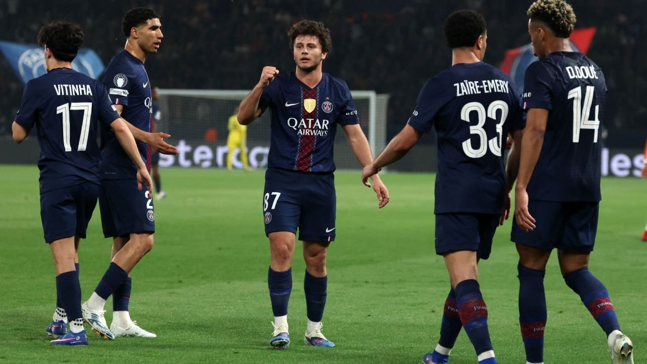 Le PSG a tenu bon pour décrocher une victoire éclatante mardi. EFE