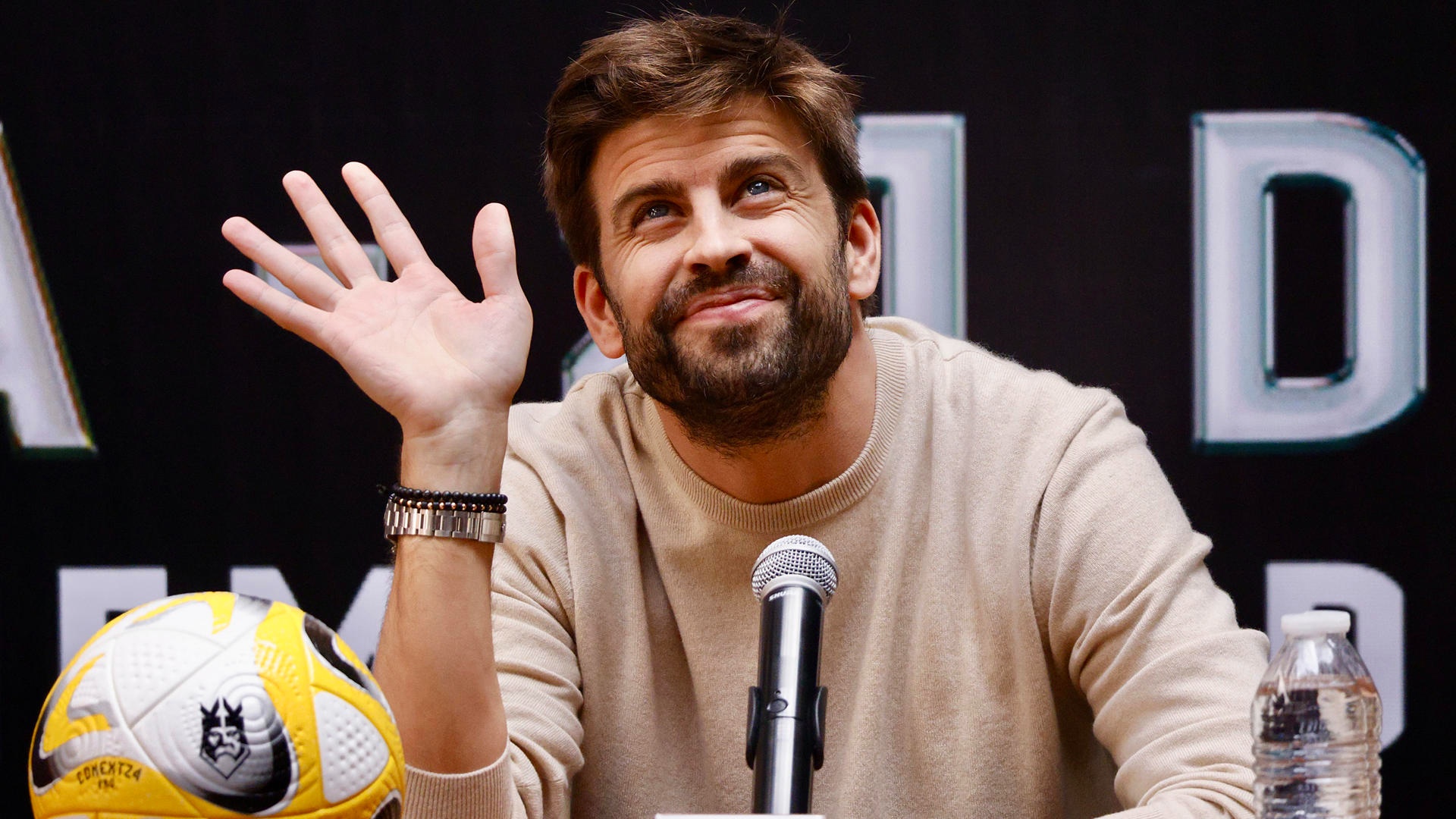 Piqué, más quejas contra el arbitraje: No tiene nivel; es una vergüenza