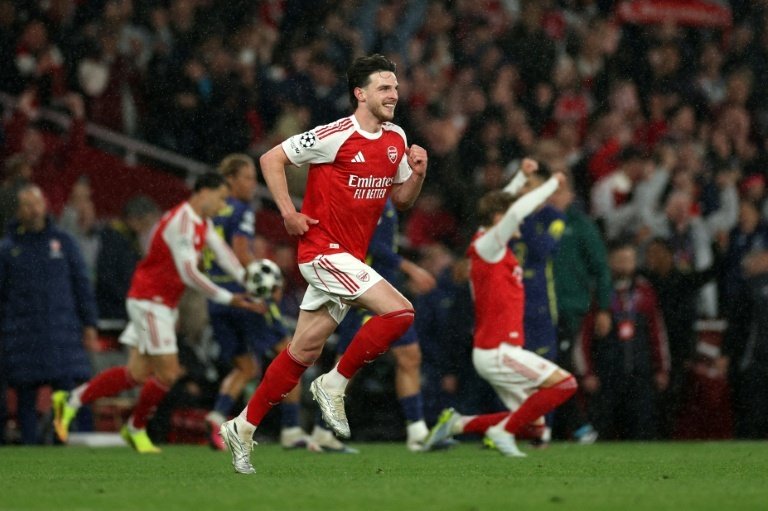 Arsenal touche au but, Tottenham joue sa survie