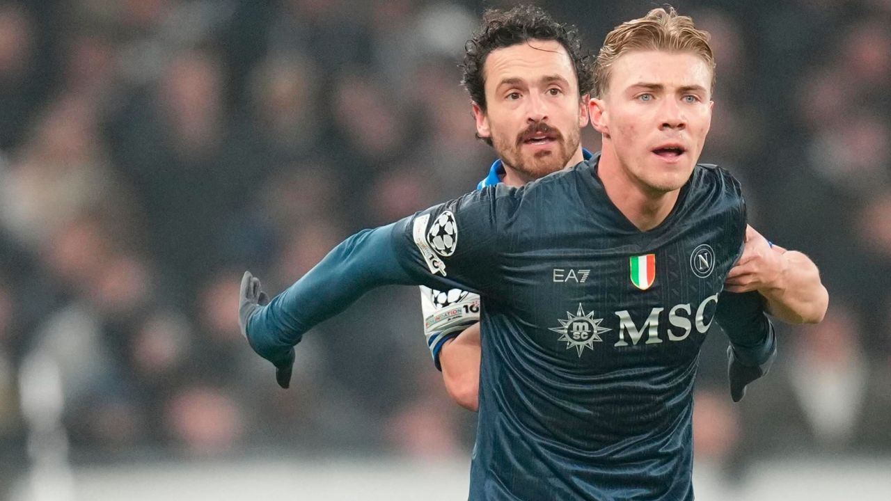 Man United set for €44m Hojlund payment from Napoli