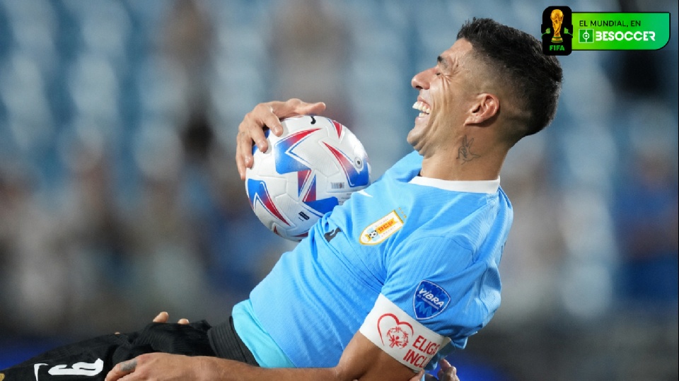 Luis Suárez se ofrece a Uruguay para el Mundial: Jamás le diría que no