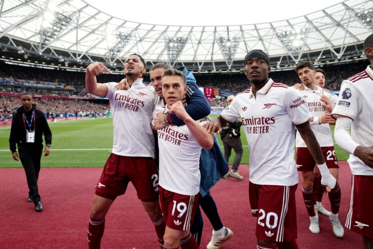 Arsenal on brink of title glory as VAR 'earthquake' rocks Premier League