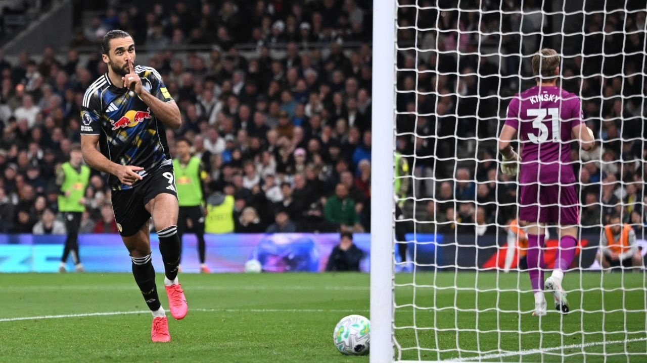 El Tottenham sigue en el lío