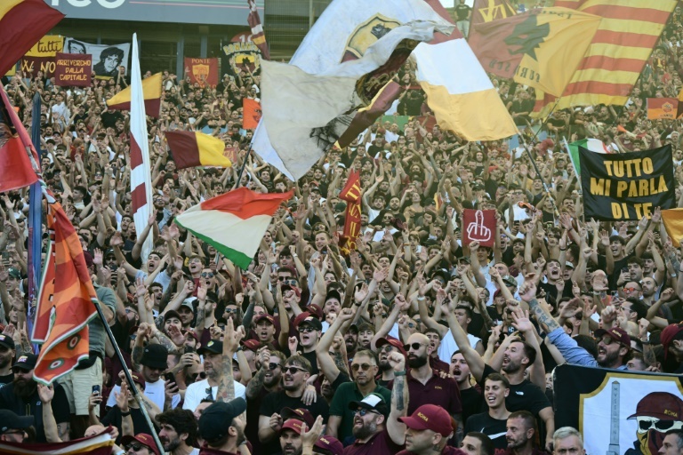 Rome derby stays on Sunday after agreement with security authorities