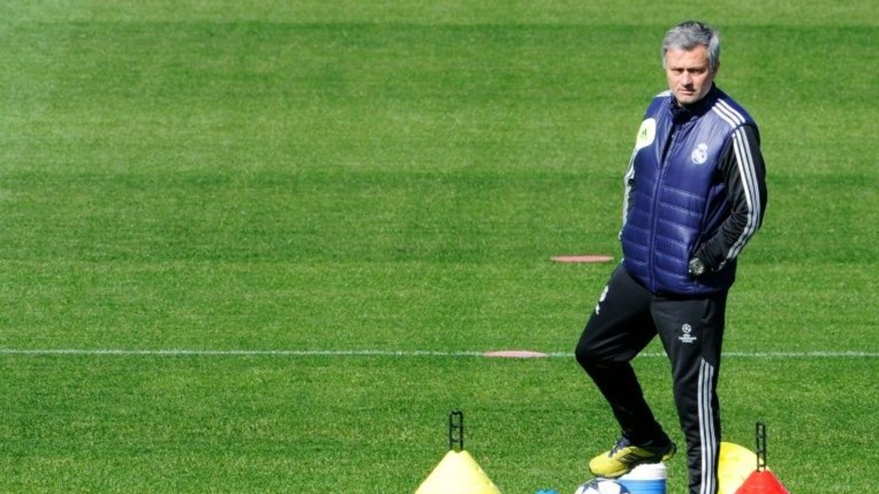El Madrid se queda con Mourinho