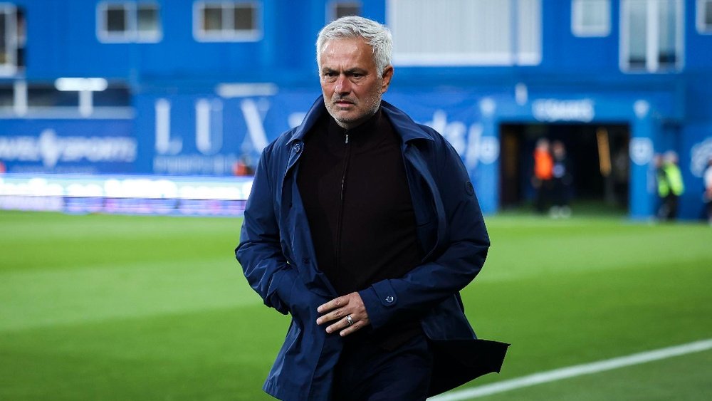 Mourinho a déjà signé son contrat avec le Real Madrid. EFE/EPA