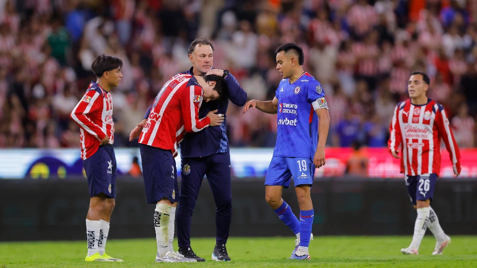 'La Máquina' le pone la cruz a Chivas