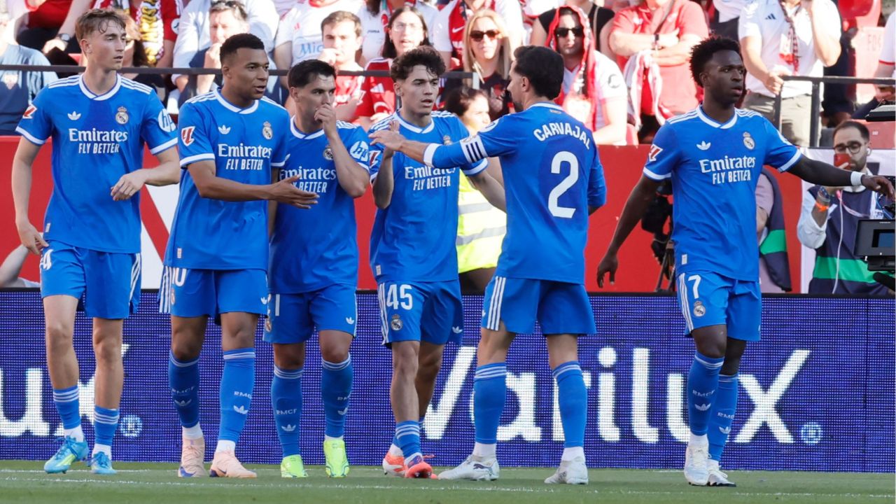 'El Manicomio' festeja su salvación con derrota