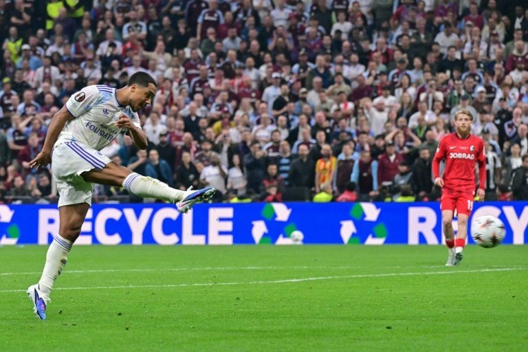 Le milieu de terrain d'Aston Villa, Youri Tielemans, a marqué en finale de la Ligue Europa. AFP Stefano RELLANDINI