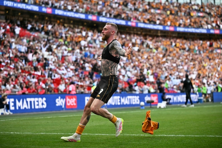 McBurnie devuelve al Hull City a la Premier